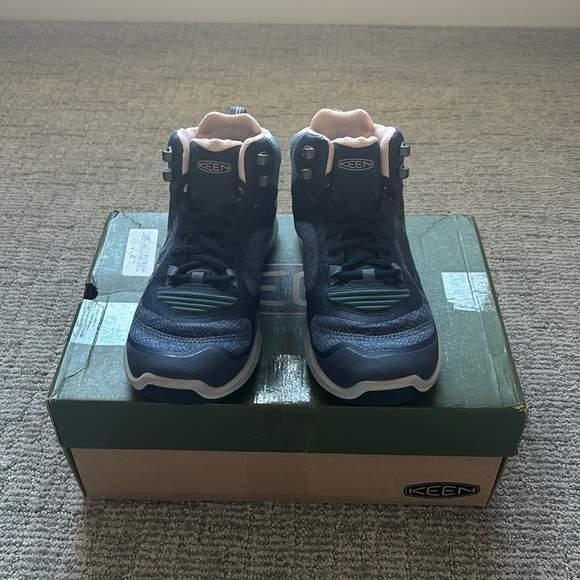 KEEN Women's Terradora Flex Mid Waterproof Hiking Boots size 6.5 - Picture 2 of 6